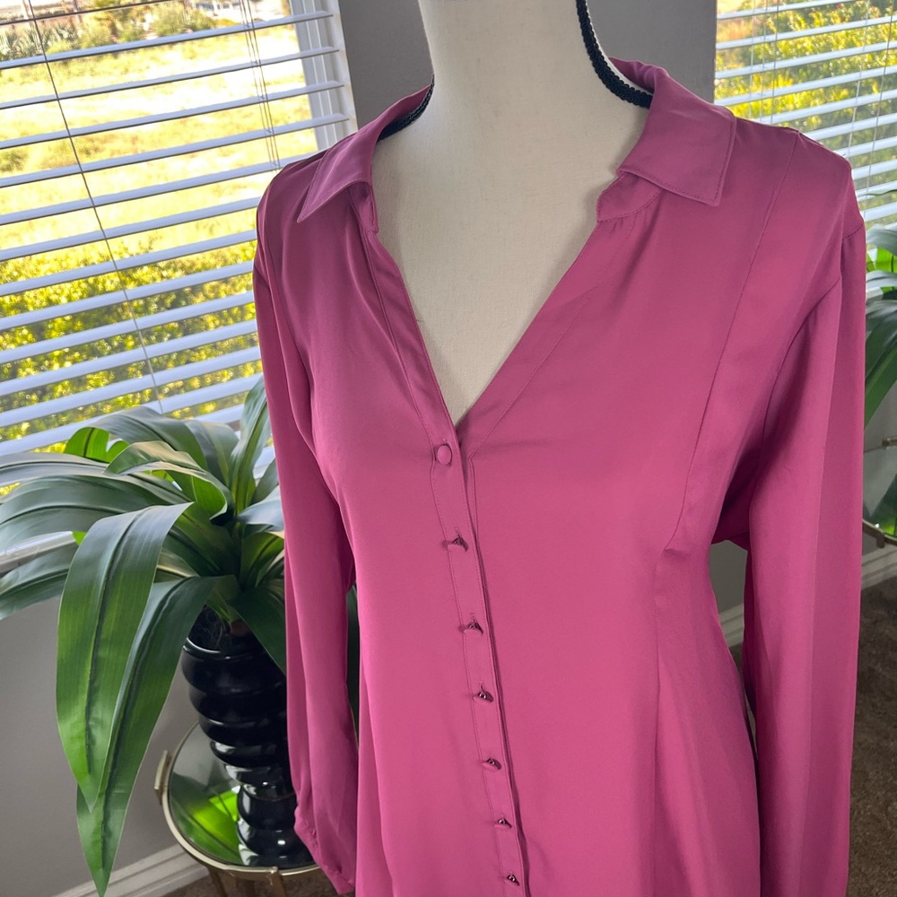 Torrid Fuchsia Button-Up Collared Blouse  Size 1X Long Sleeve Tie Back NWT
